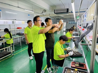Shenzhen VIIP Electronics Co., Ltd. productielijn van de fabrikant